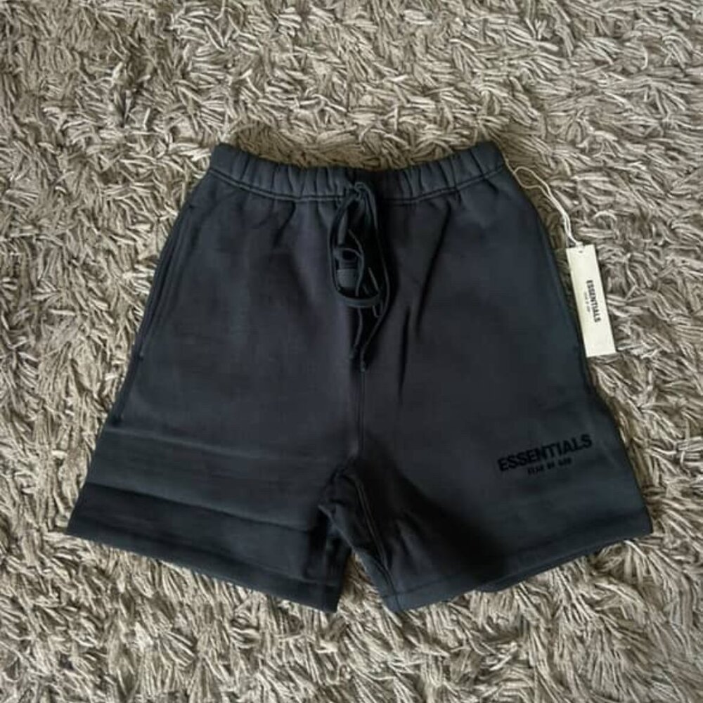 Fear of God Essentials Stretch Limo Sweatshort SS22 Size Medium Brand New